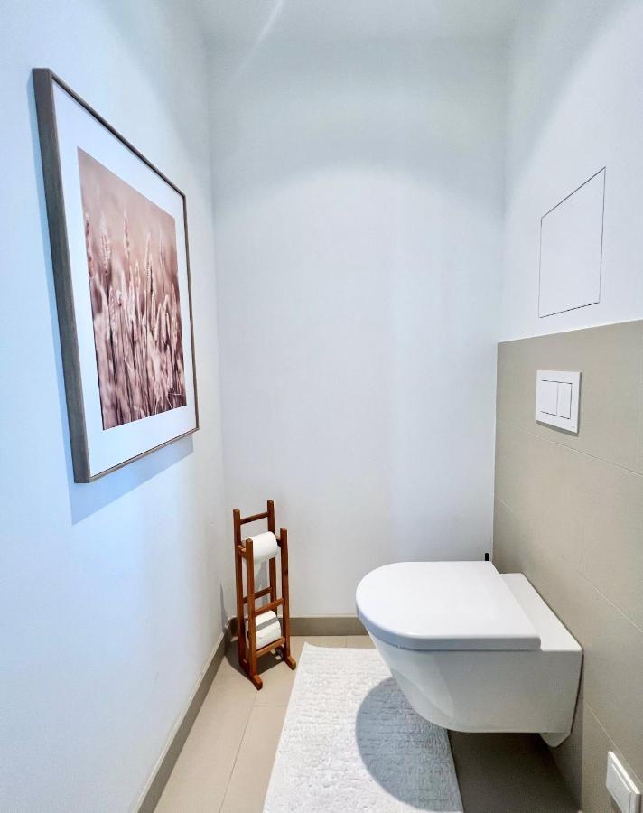 Apartamento Modern & Stylish Close To Centre Viena Exterior foto